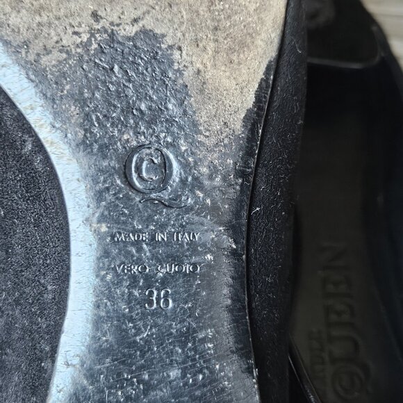 Alexander McQueen Sequin Skull Loafers – Size 36 (US 6) - Picture 3 of 7